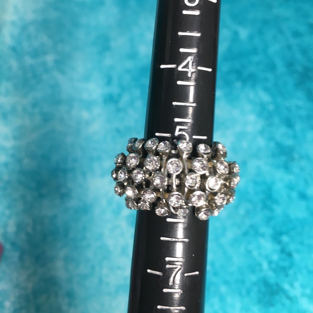 Multiple Crystal Contemporary Stretch Ring - image 6